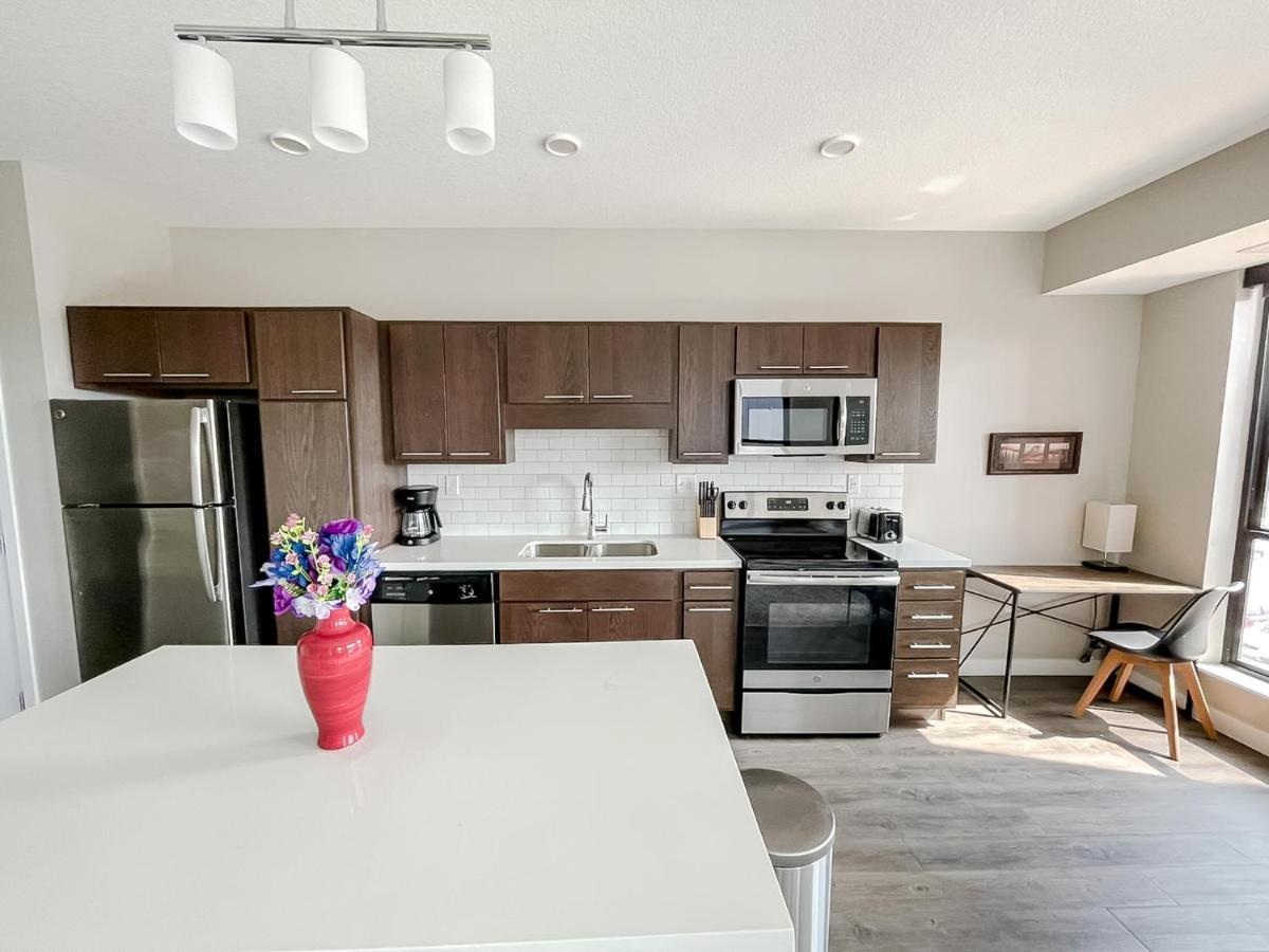 Sleepover Premier Downtown Des Moines Apartments Extérieur photo